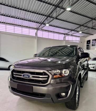 FORD RANGER 2.2 XLS 4X2 CD 16V DIESEL 4P AUTOMÁTICO